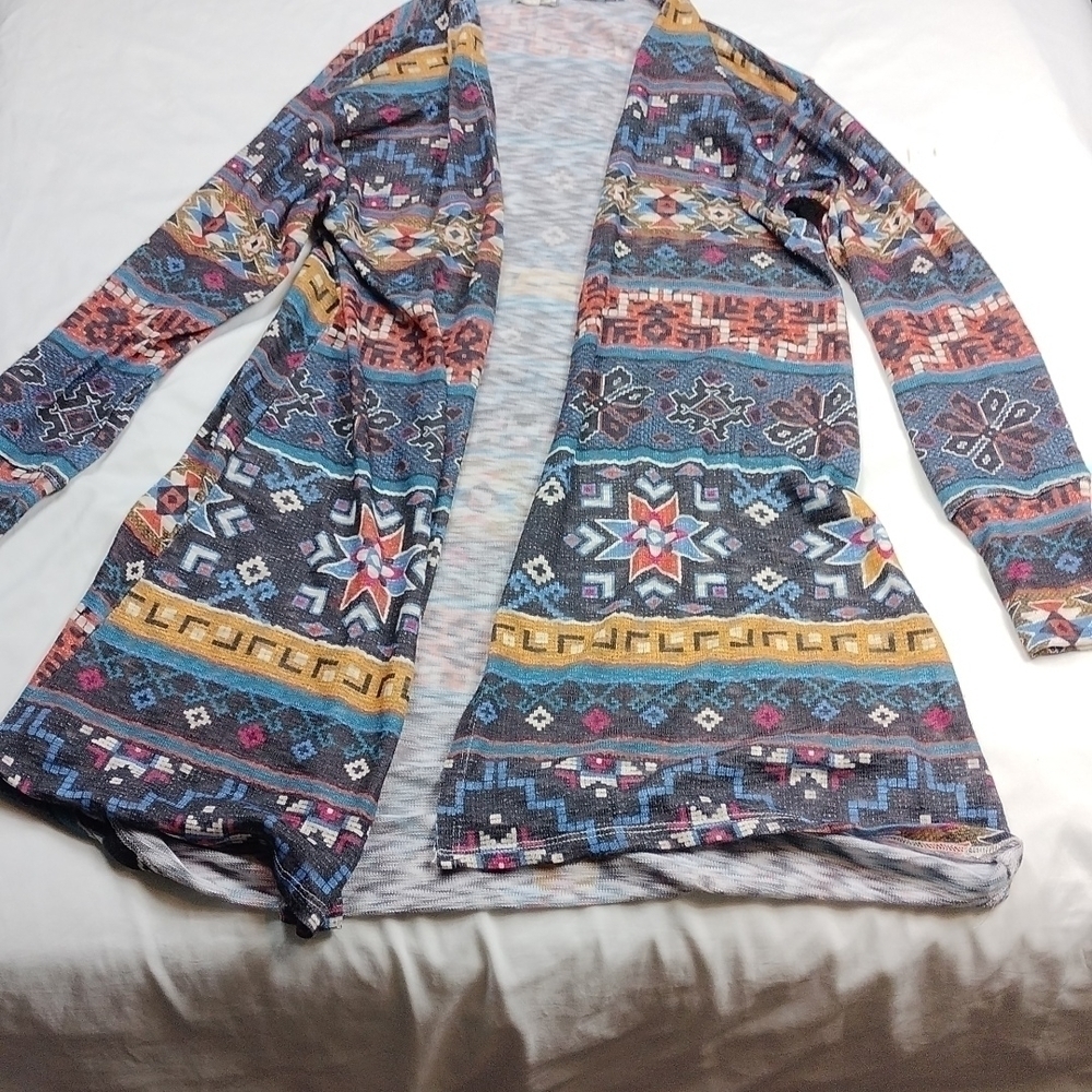 Eyeshadow Aztec look women's cardigan size small
